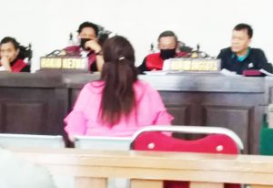 Sidang Kutu Busuk di Luxton, Saksi Benarkan Cristina Gatal-Gatal