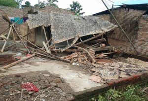 Desa Paya Bakung Hamparan Perak Diporak Porandakan Angin Puting Beliung