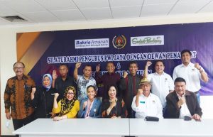 Silaturahmi PWI Jaya dengan Dewan Penasihat Sembari Pemberian Bantuan Bakrie Amanah