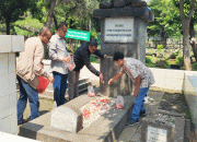 Pengurus PWI Jaya Ziarah ke Makam Mohamad Hoesni Thamrin