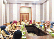Tingkatkan Disiplin Pegawai  Bupati Terapkan Absensi Online