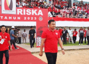 Bupati Buka Turnamen Sepak Bola “SR CUP 1”  Antar Club Se-Sumbar