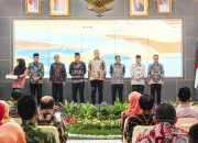 KPK Berikan Penghargaan Kepada Pemkab Dharmasraya