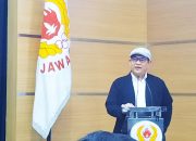 Ketum PWI Pusat Zulmansyah Sekedang Buka  Seminar PON: Gengsi atau Prestasi