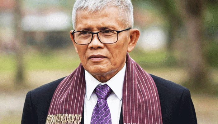 AMBISI KEPEMIMPINAN DALAM KOMUNITAS SEMARGA