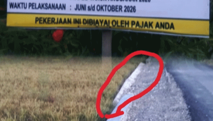 Proyek Jalan Rp1,56 Miliar di Tandam Hilir II Rusak, Tembok Penahan Ambruk! Bupati, Dinas PU dan APH Didesak Turun Tangan